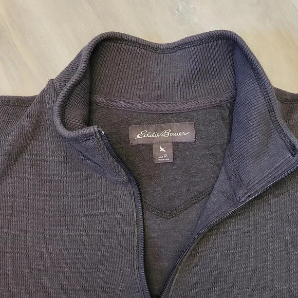 🛍Eddie Bauer Mens XL Pullover Gray Quarter Zip Warm Casual - Picture 2 of 4